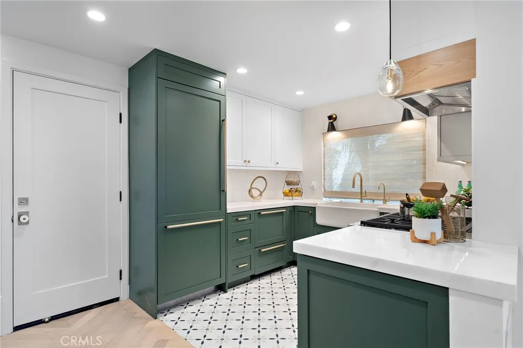 Additional image 4 of 2528 Alder Lane, Costa Mesa, CA 92627