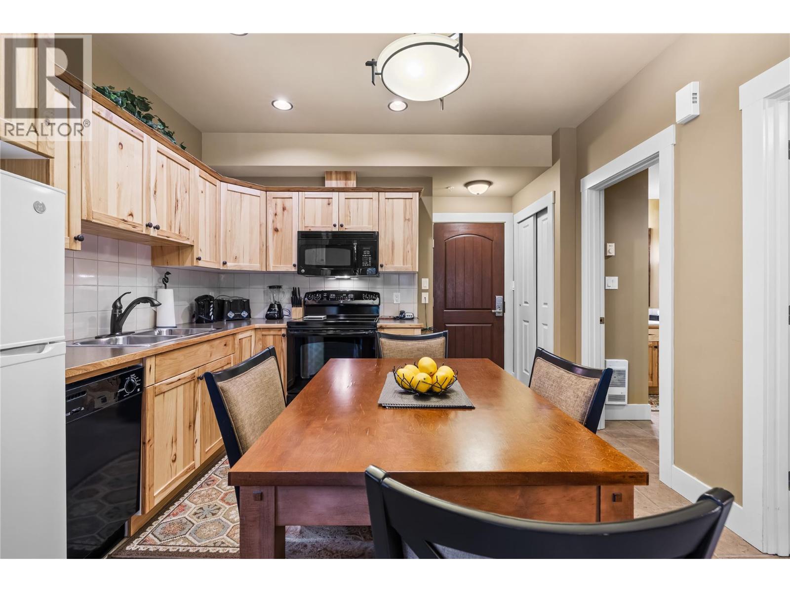 16310 Woolgar Road, Crawford Bay, BC, V0B1E0