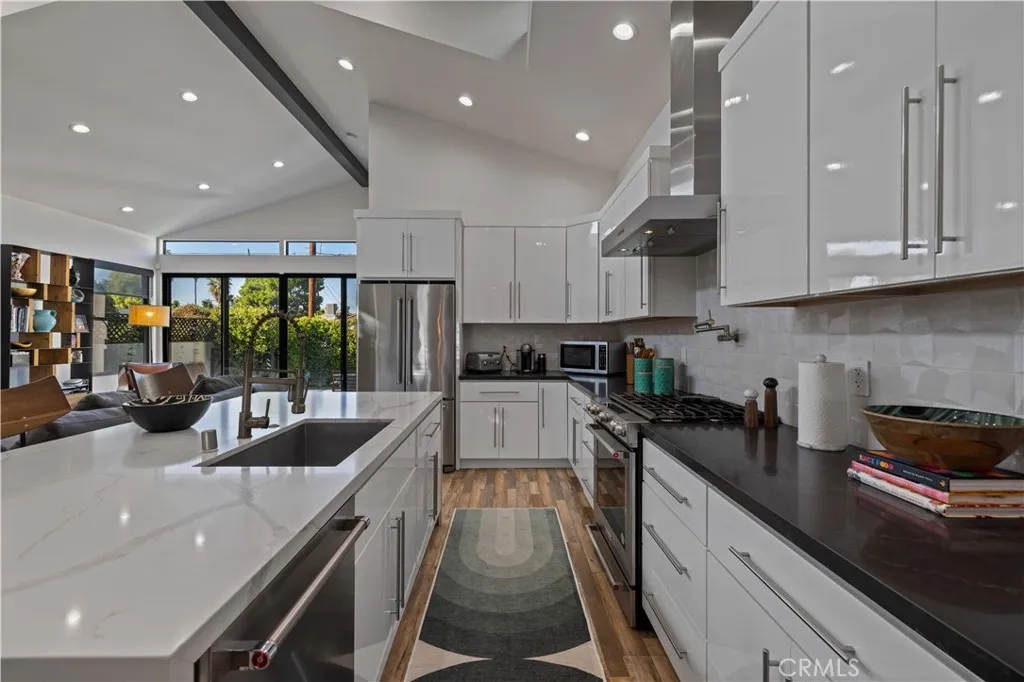 Additional image 5 of 17929 Martha Street, Encino, CA 91316