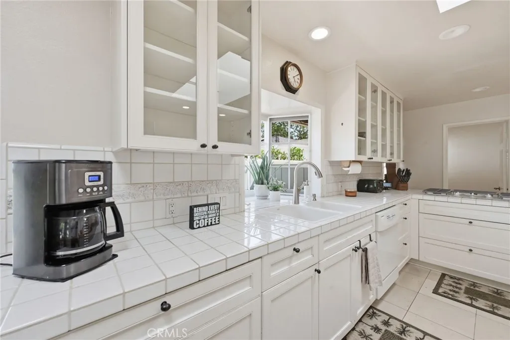 Additional image 98 of 1633 Santiago Dr, Newport Beach, CA 92660