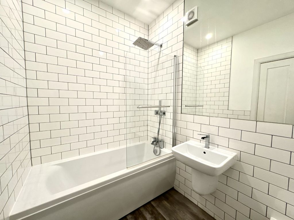Additional image 10 of 2 bed flat to rentMerrick Gardens, Ibrox, Glasgow G51