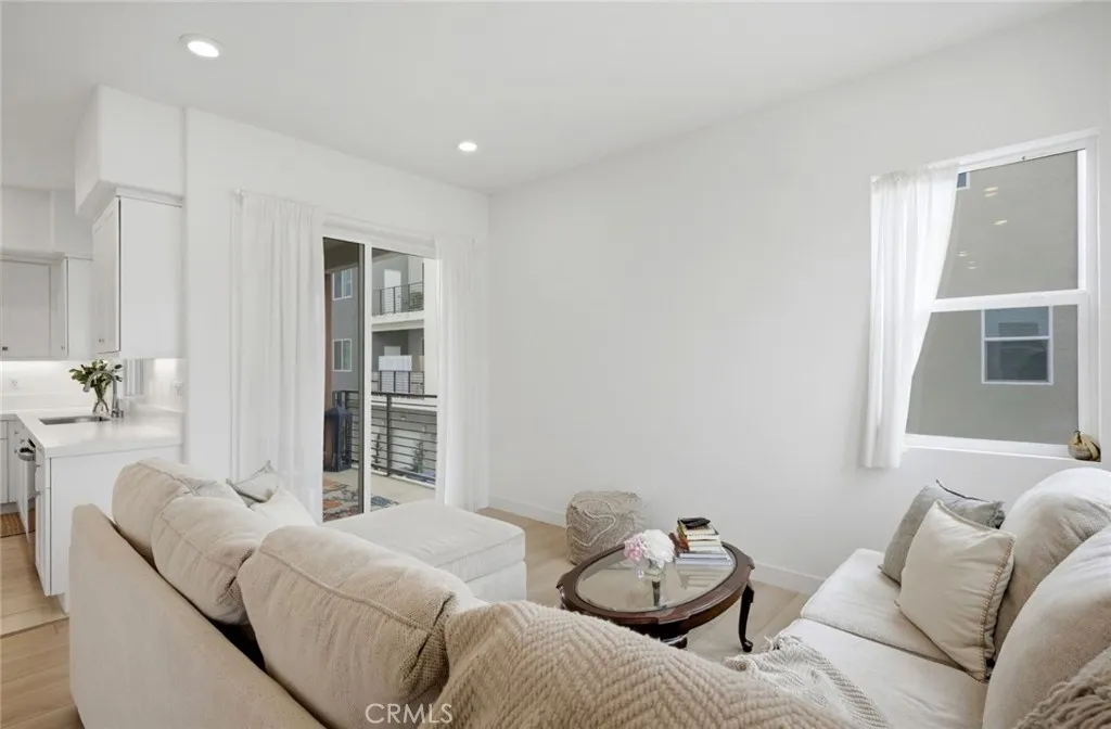 Additional image 26 of 175 Sash, Irvine, CA 92618