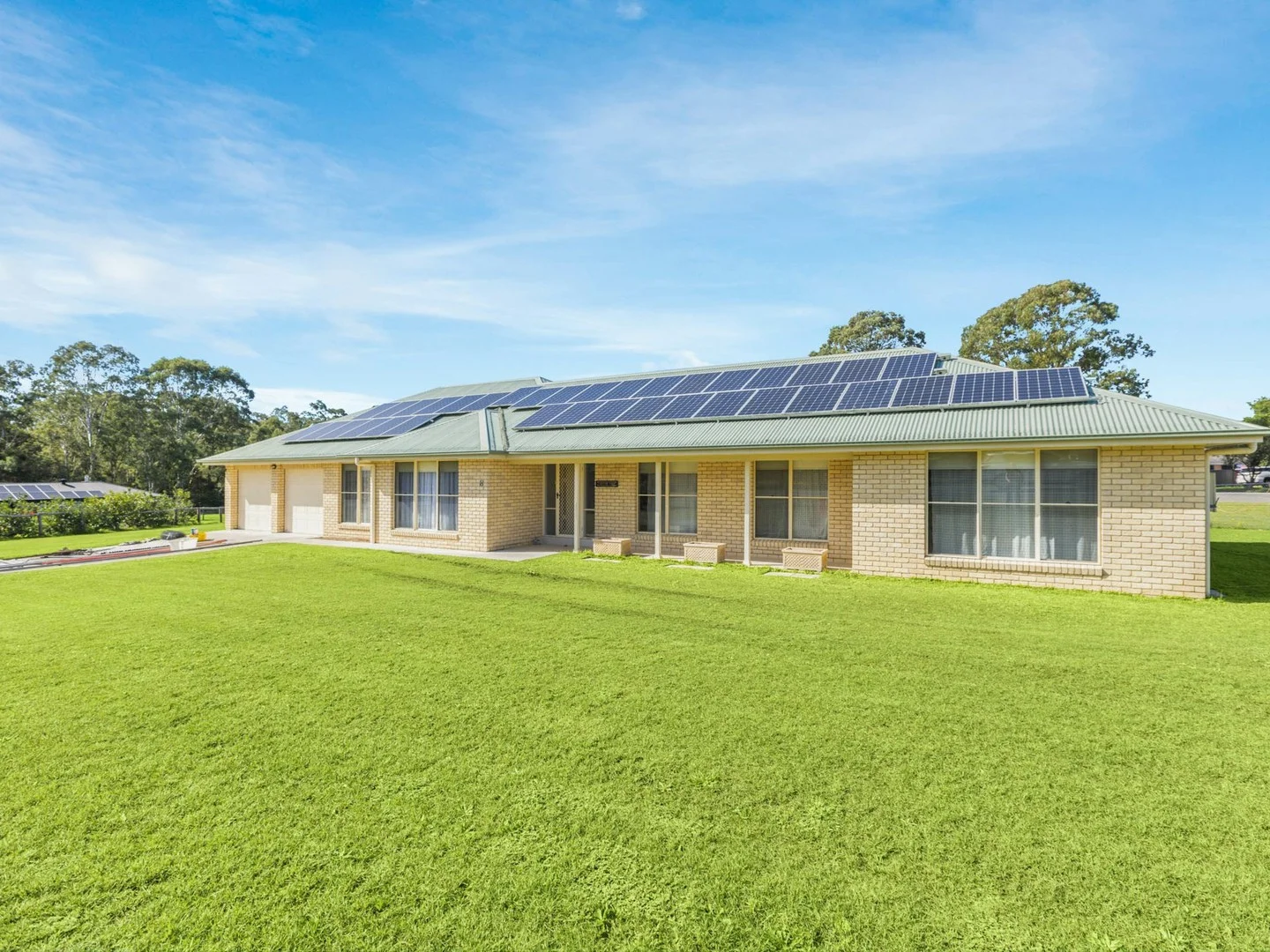 8 Frame Drive, Abermain NSW 2326