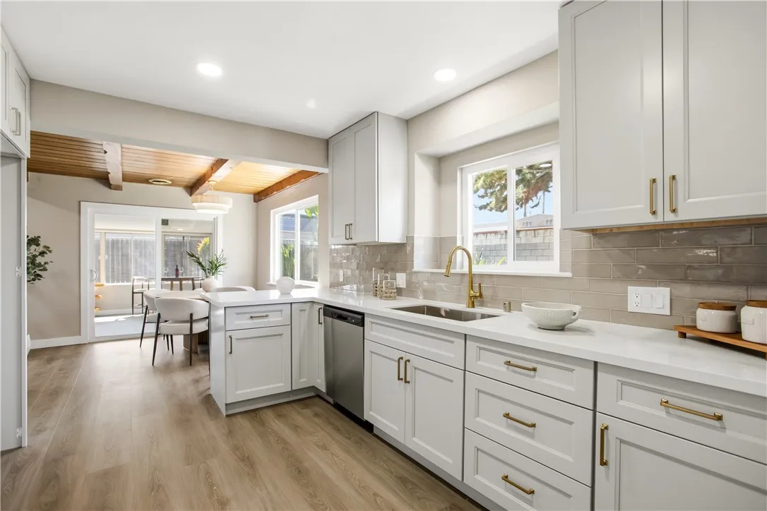 Additional image 42 of 934 S Donna Beth Avenue, West Covina, CA 91791