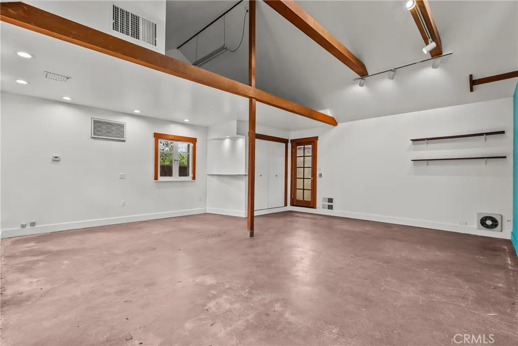Additional image 115 of 1180 N Catalina Ave, Pasadena, CA 91104