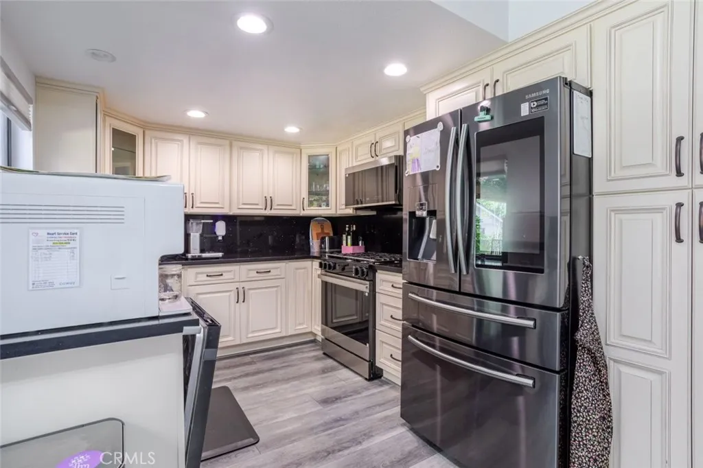 Additional image 17 of 236 N Louise Street Unit 104, Glendale, CA 91206