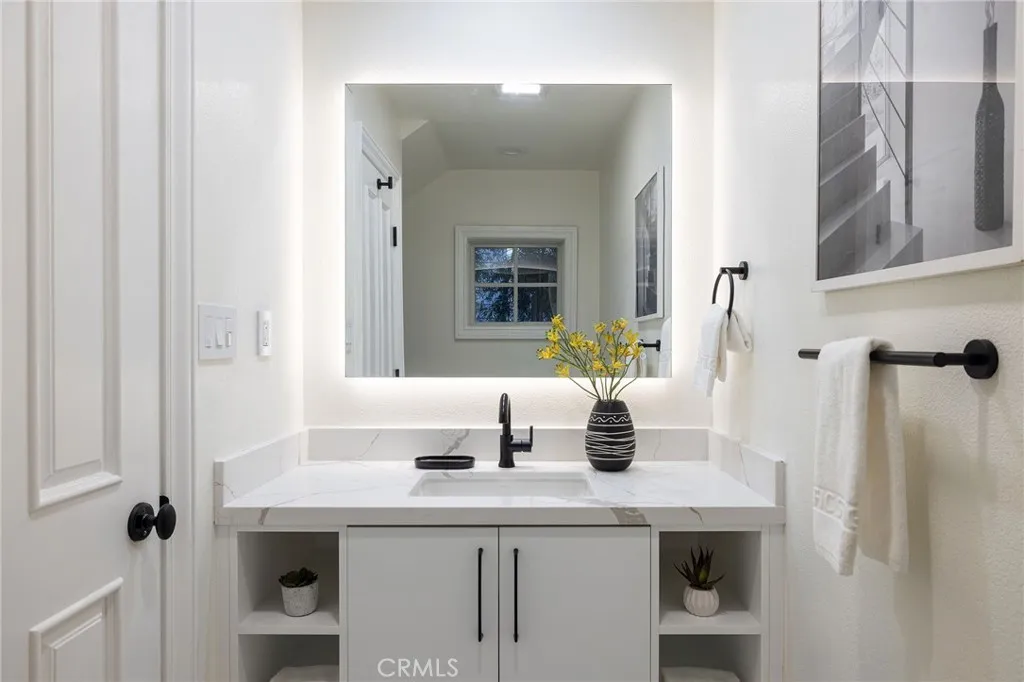 Additional image 59 of 30 Long Bay Dr, Newport Beach, CA 92660