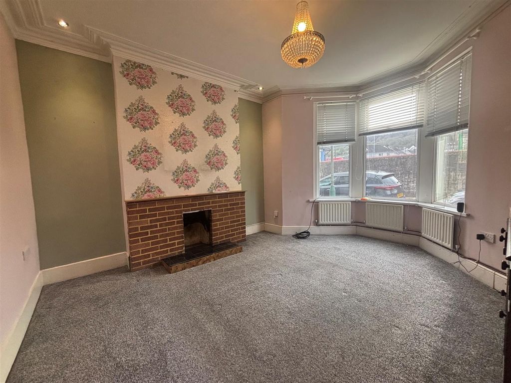 Additional image 3 of 3 bed property to rentStation Terrace, Caerphilly CF83
