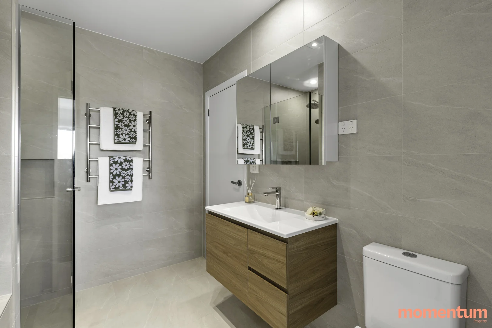 Additional image 17 of 2/12 Ligar Place, Holder ACT 2611