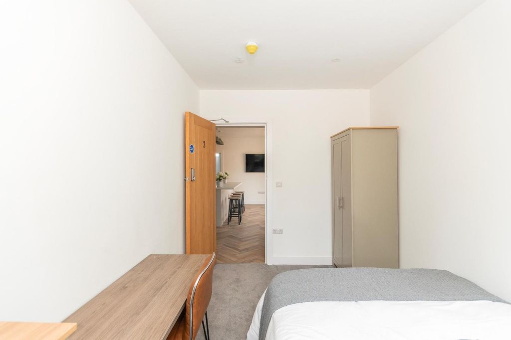 Additional image 6 of 1 bed property to rentBath Street, Staple Hill BS16