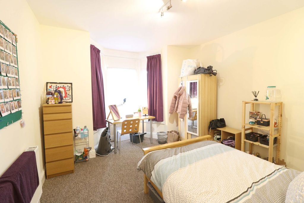 Additional image 10 of 6 bed shared accommodation to rentThompson Road, Sheffield S11
