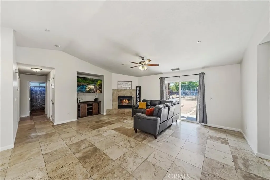 Additional image 41 of 16461 Fremontia St, Hesperia, CA 92345