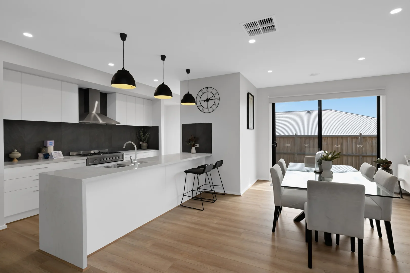 Additional image 6 of 32 Diamond Street, Drouin VIC 3818