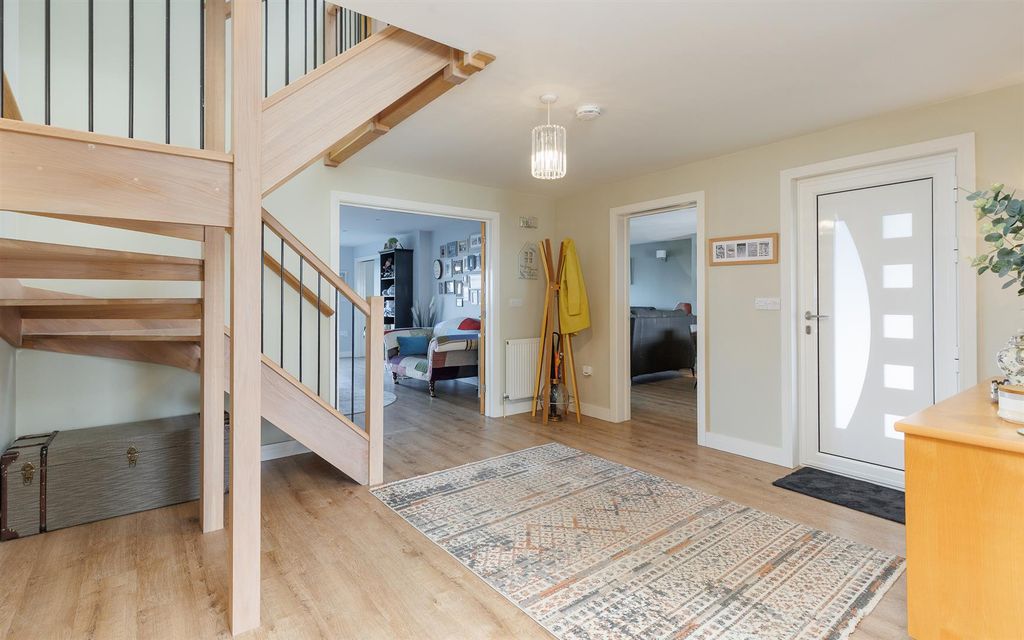 Additional image 17 of 5 bed detached house for saleBattery Road, Cowes PO31