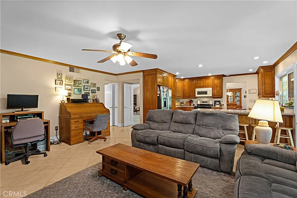 Additional image 43 of 6547 E Marengo Dr, Anaheim, CA 92807