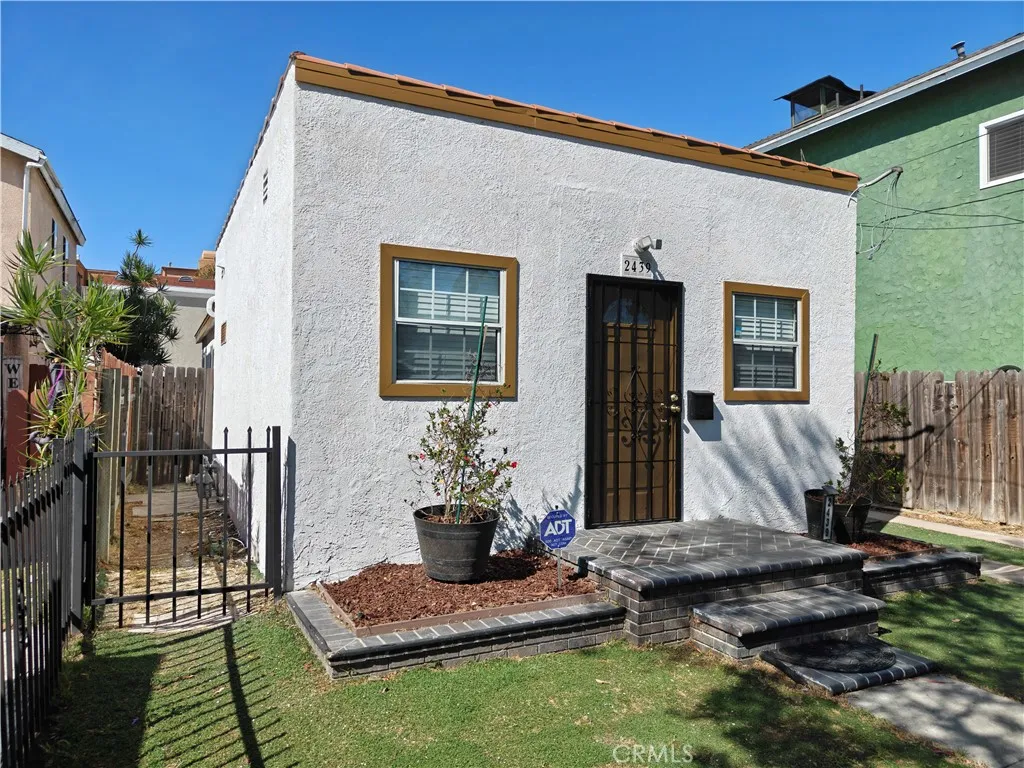 Additional image 20 of 2439 E 15th St, Long Beach, CA 90804