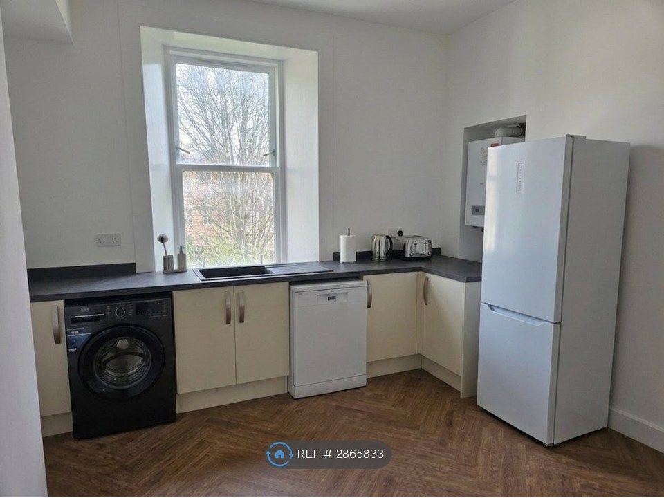 Additional image 2 of 3 bed flat to rentBrisbane St, Greenock PA16