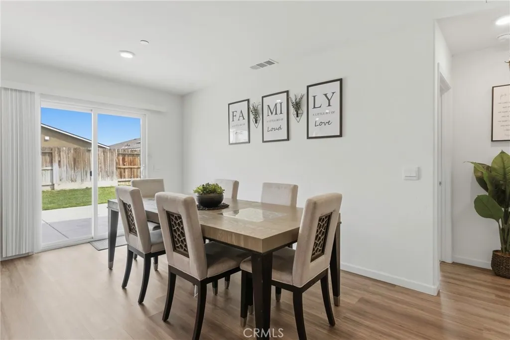 Additional image 35 of 8716 Akero Ave, Bakersfield, CA 93307