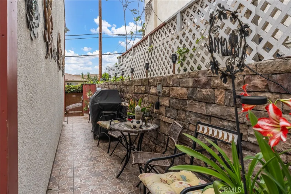 Additional image 64 of 3812 Middlebury St, Los Angeles, CA 90004