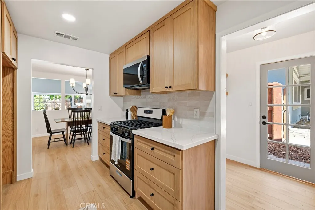 Additional image 10 of 8923 Etiwanda Ave, Northridge, CA 91325