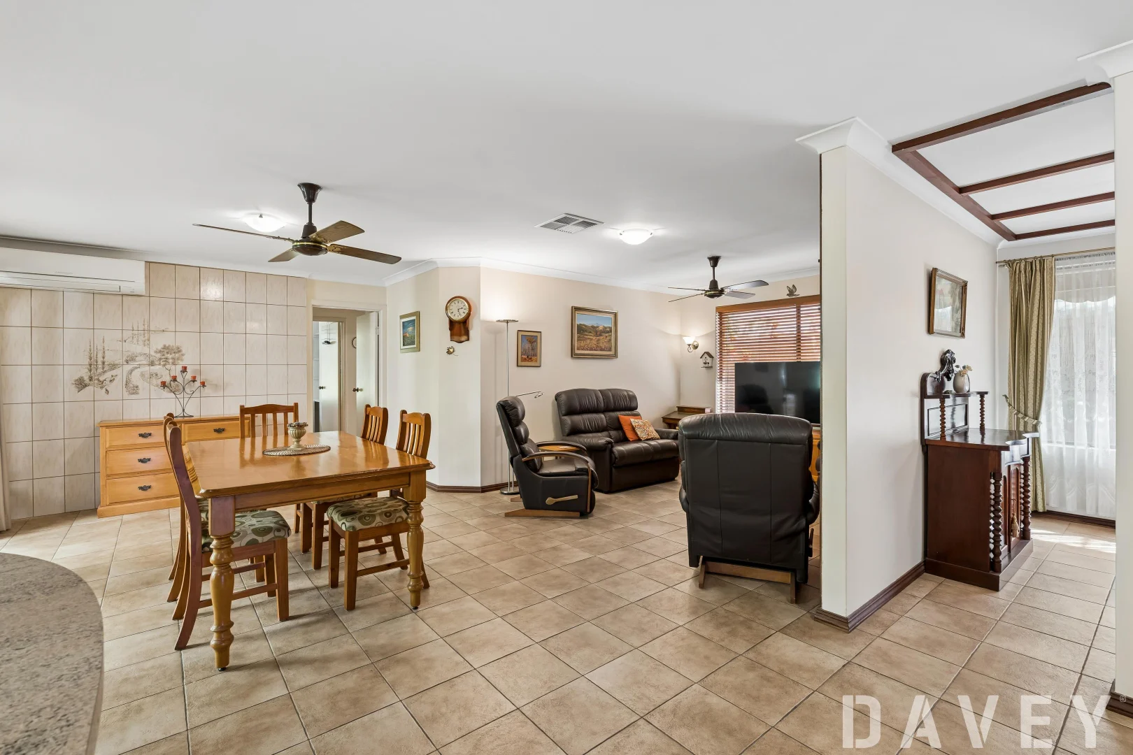 Additional image 9 of 182 Twickenham Drive, Kingsley WA 6026