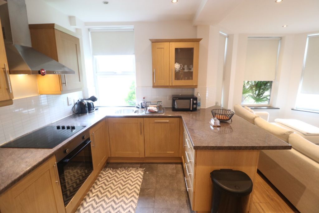 2 bed flat to rentLeigh Terrace, Douglas IM1 photo 2