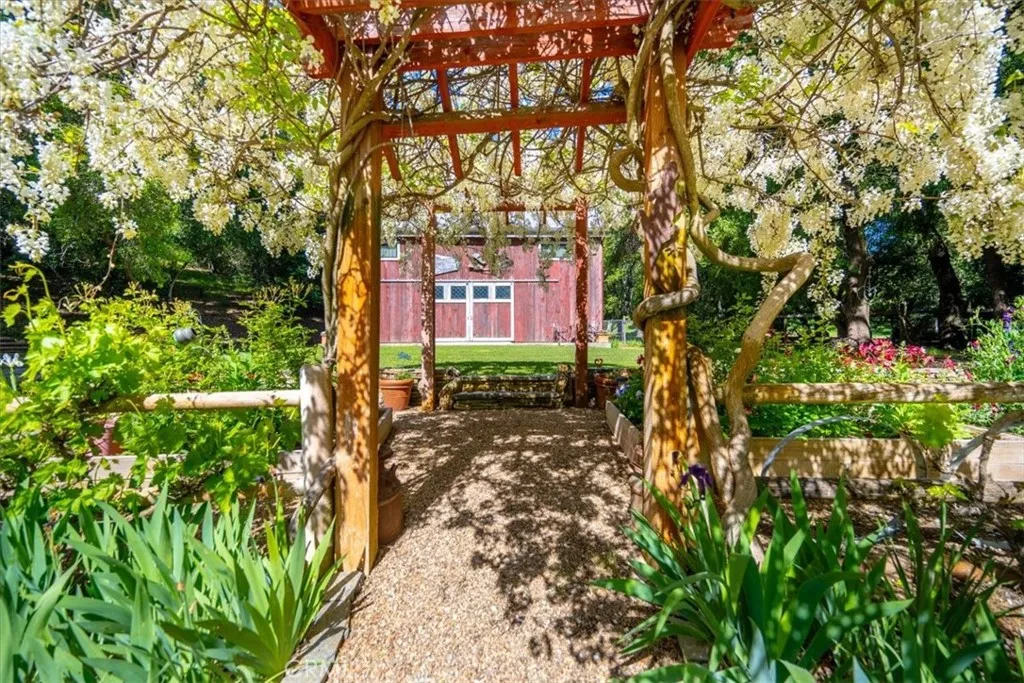 Additional image 117 of 12500 Cenegal Rd, Atascadero, CA 93422