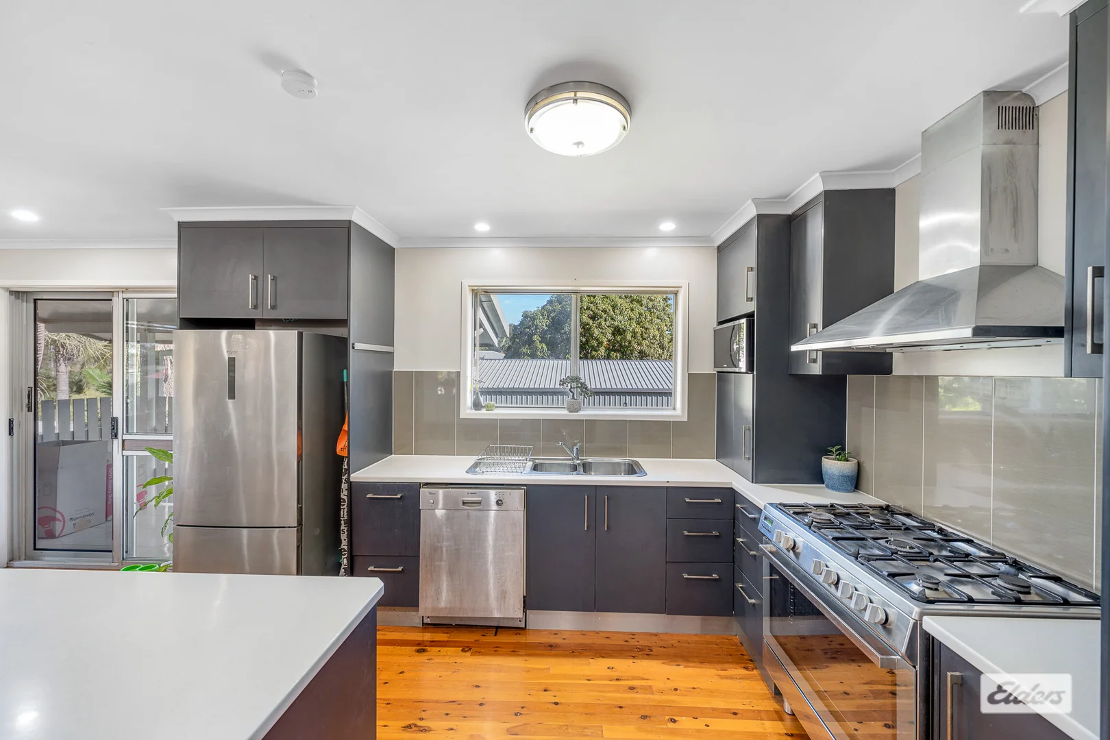 Additional image 7 of 90 Elizabeth Street, South Gladstone QLD 4680