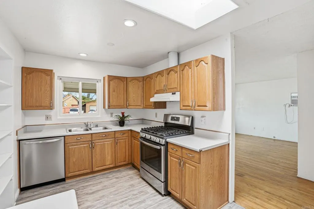 Additional image 7 of 1922 Dartmoor Dr, Lemon Grove, CA 91945