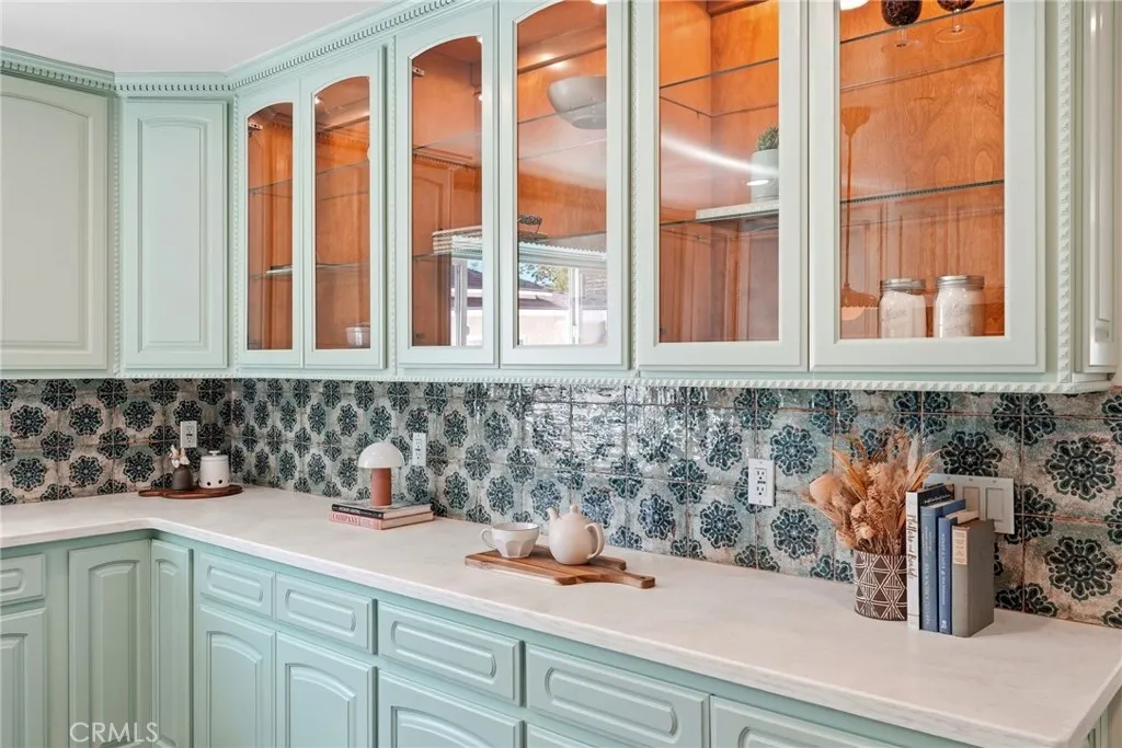Additional image 11 of 435 Eton Drive, Burbank, CA 91504