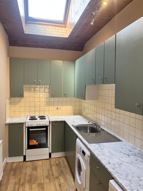 2 bed semi-detached house to rentDuddingston Mills, Edinburgh EH8 photo 5
