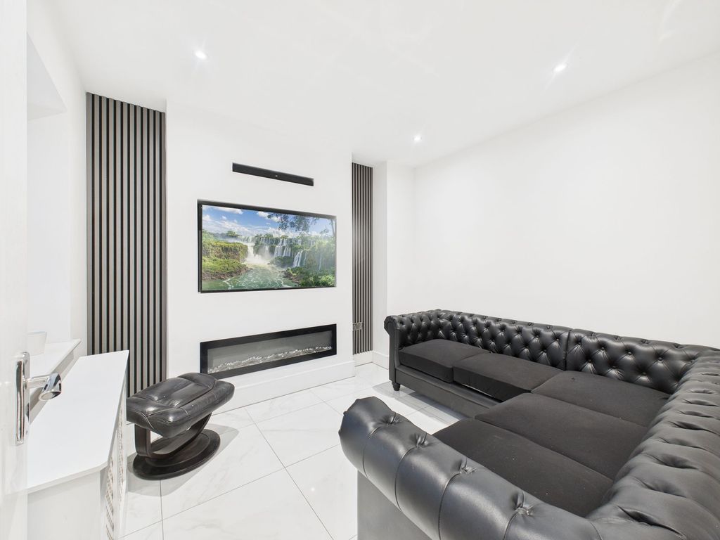 Additional image 2 of 5 bed detached house to rentKingdown Place, Ashington NE63