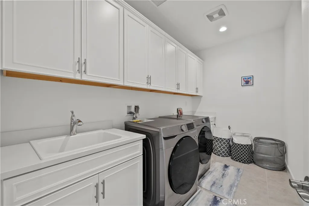 Additional image 109 of 8327 N Mariposa Court, Canoga Park, CA 91304