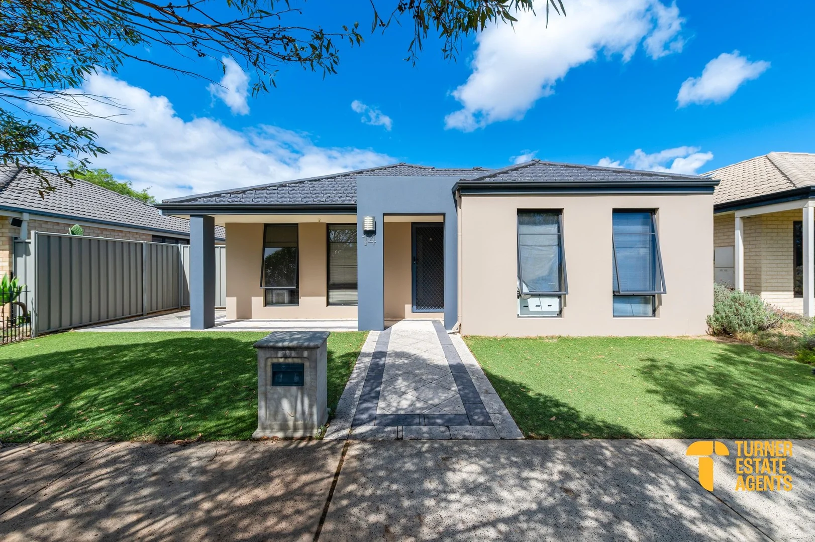 14 Beauchamp Loop, Wellard WA 6170