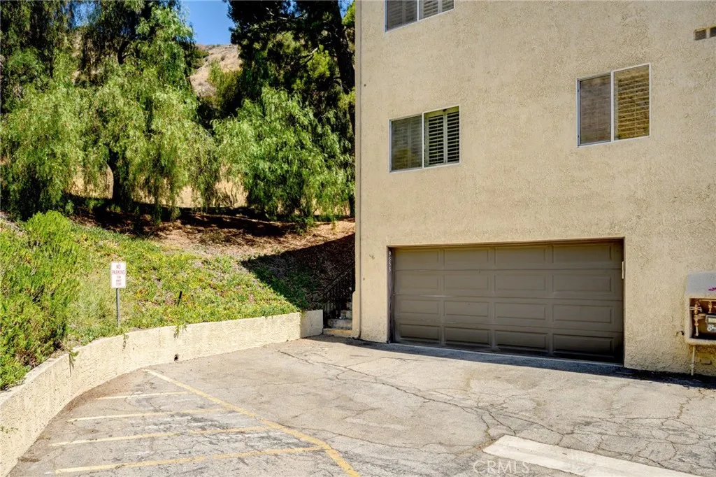 Additional image 30 of 9555 Via Venezia, Burbank, CA 91504