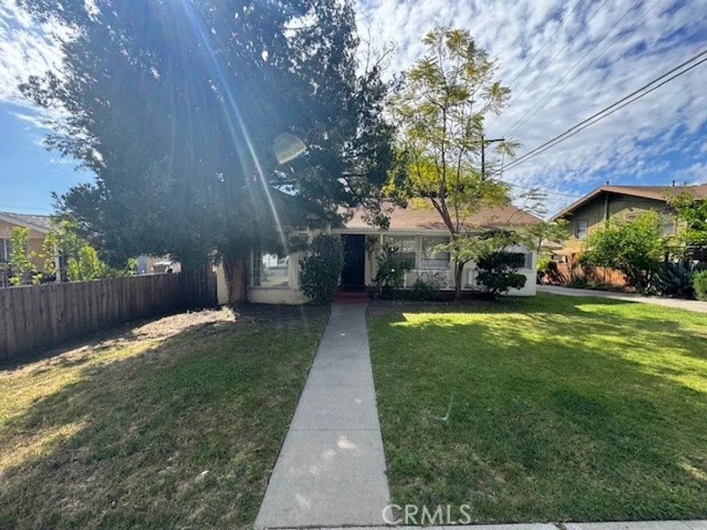 Additional image 2 of 1469 Armadale Ave, Los Angeles, CA 90042