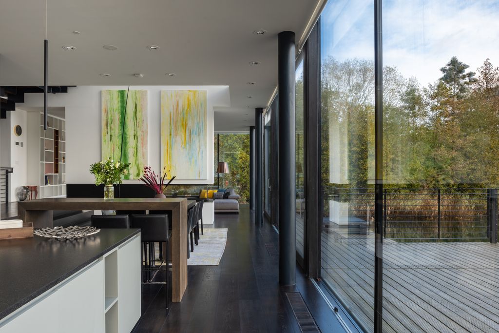 Additional image 30 of 4 bed villa to rentThe Glasshouse, 2 Huntsmans Causeway, Coln Waters, Lechlade, Gloucestershire GL7