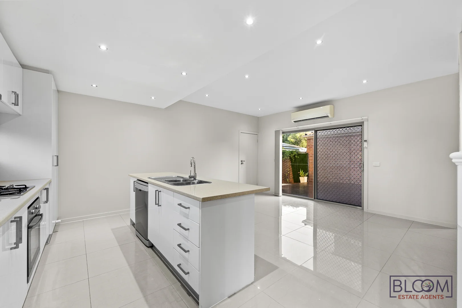 Additional image 5 of 1/43 Westmeadows lane, Truganina VIC 3029