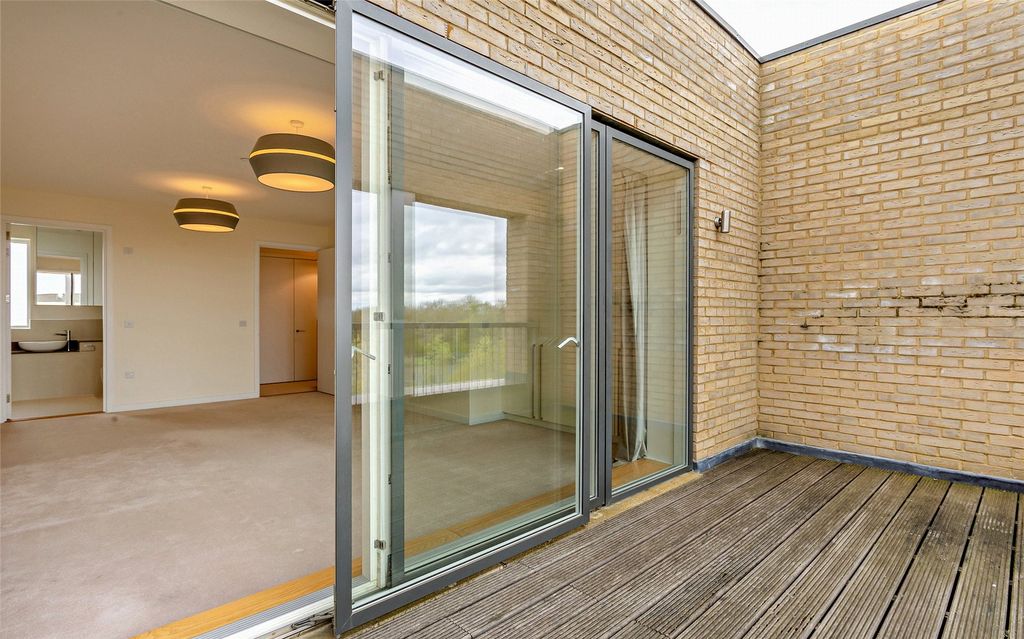 Additional image 19 of 4 bed terraced house to rentWhitelocks Drive, Trumpington, Cambridge, Cambridgeshire CB2