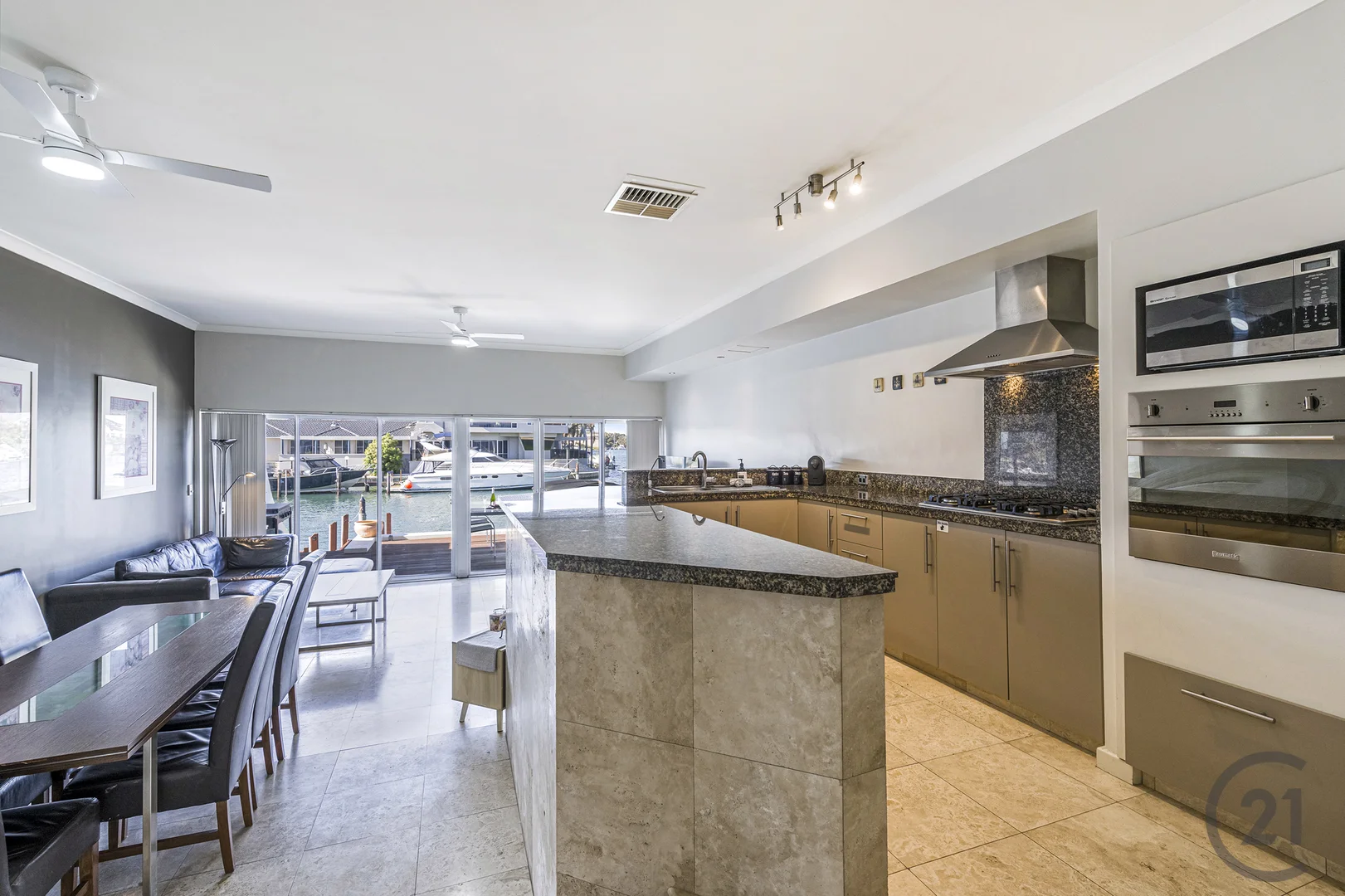 Additional image 6 of 11/20 Baruna Court, Halls Head WA 6210