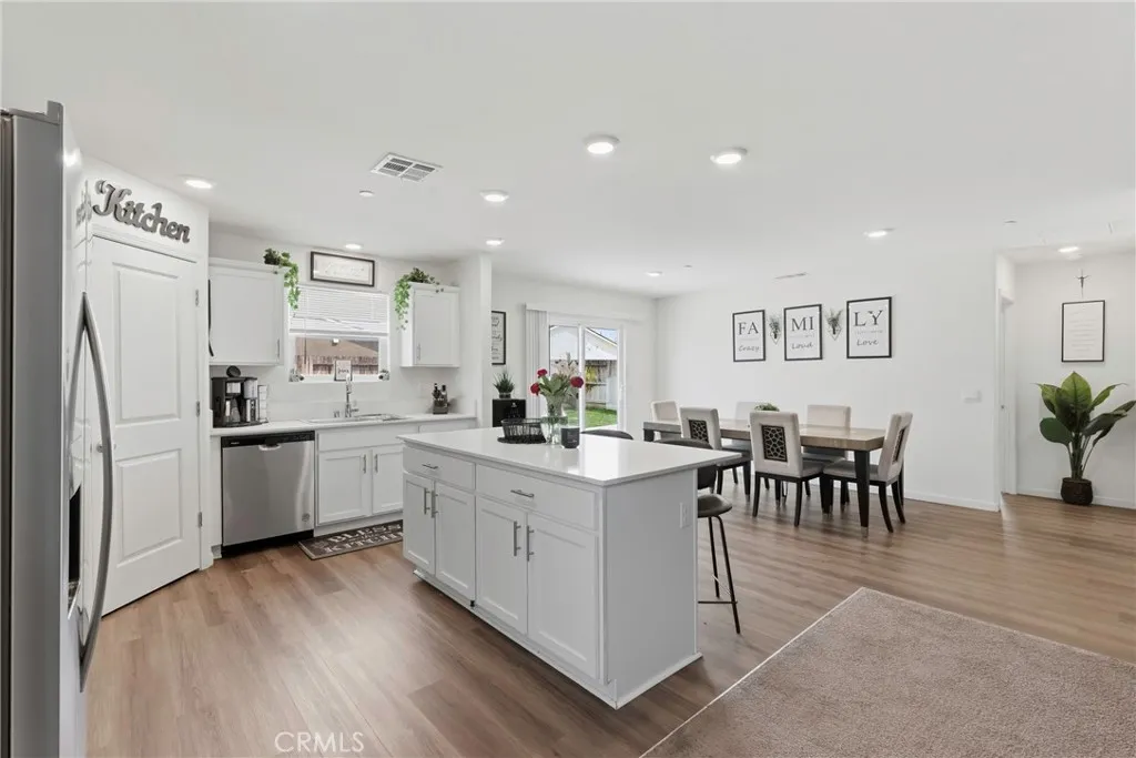 Additional image 39 of 8716 Akero Ave, Bakersfield, CA 93307