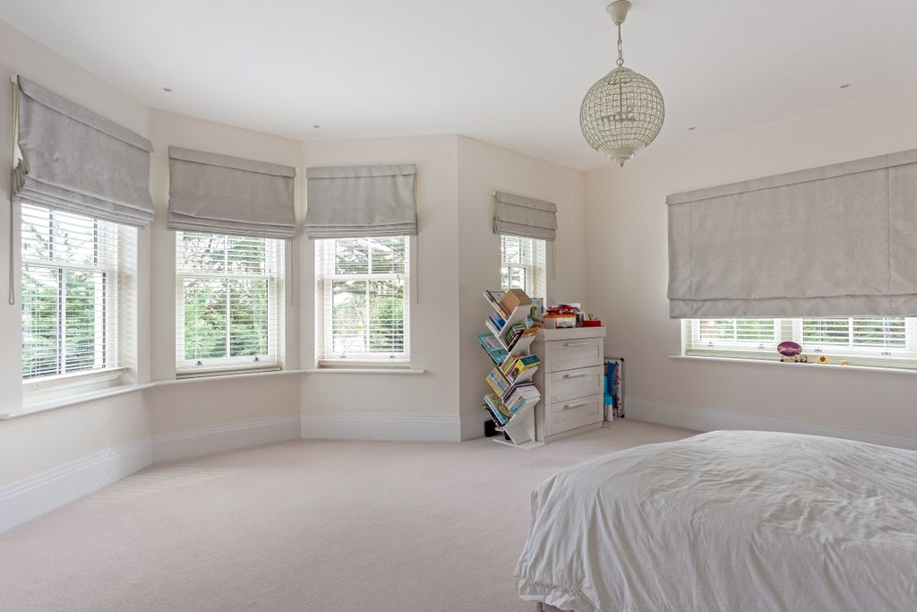 Additional image 12 of 5 bed detached house to rentWindsor Grey Close, Ascot SL5