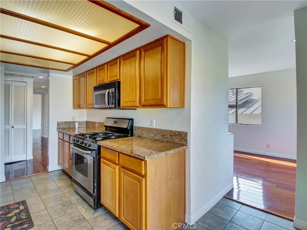 Additional image 9 of 1134 Campbell St Unit 307, Glendale, CA 91207