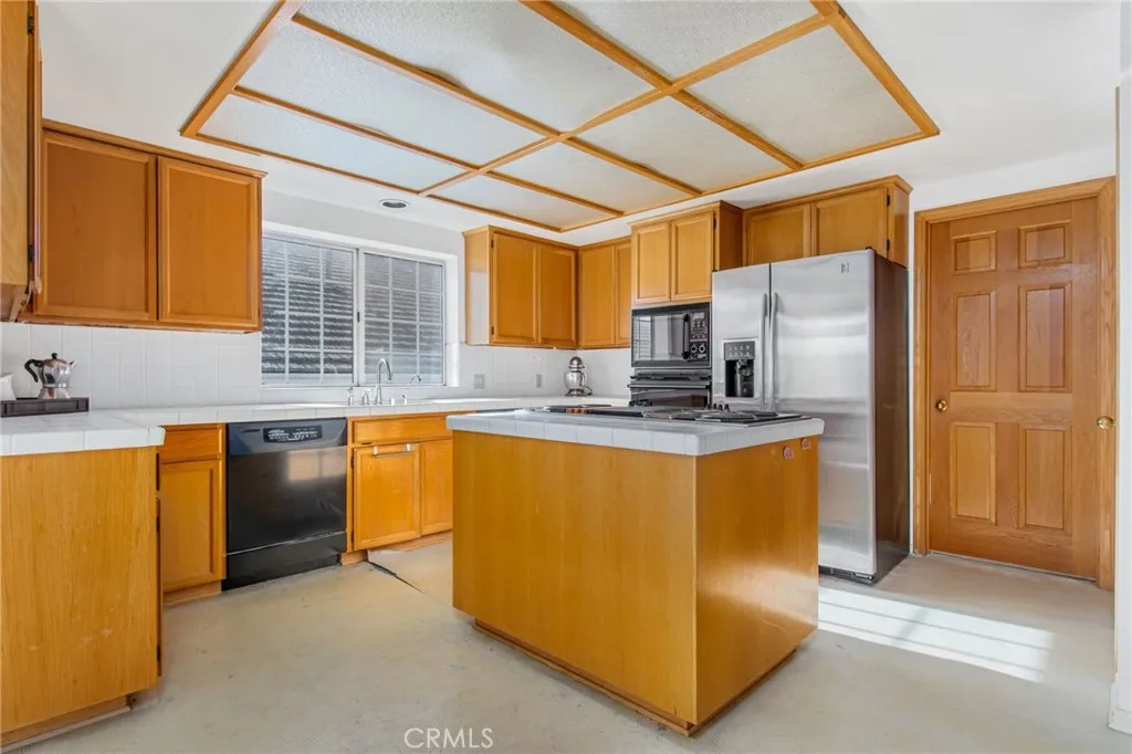 Additional image 79 of 22811 Cove View St, Canyon Lake, CA 92587