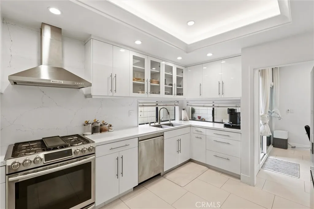 Additional image 15 of 1227 N Brand Blvd, Glendale, CA 91202