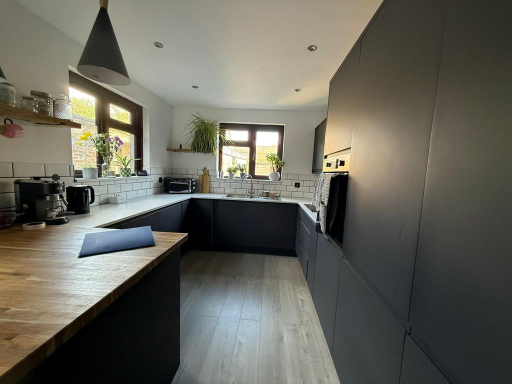 Additional image 4 of 3 bed terraced house to rentChapel Street, Porthmadog LL49