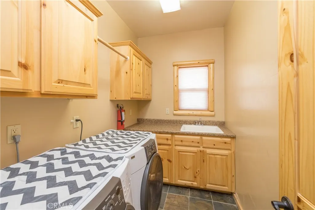 Additional image 73 of 43628 Yosemite Drive, Big Bear Lake, CA 92315