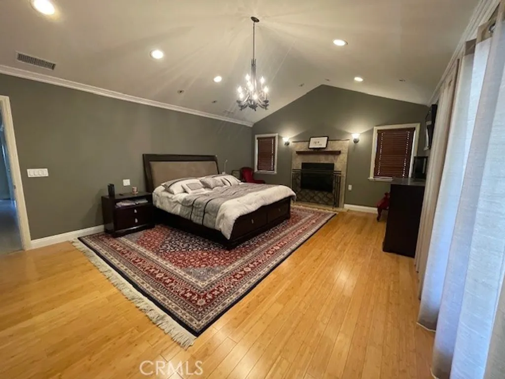 Additional image 23 of 10066 Golden Oaks Ave, Tujunga, CA 91042