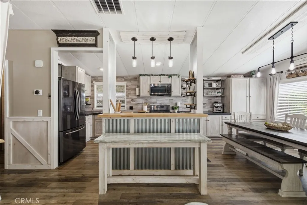 Additional image 59 of 45465 25th Street E Unit 11, Lancaster, CA 93535