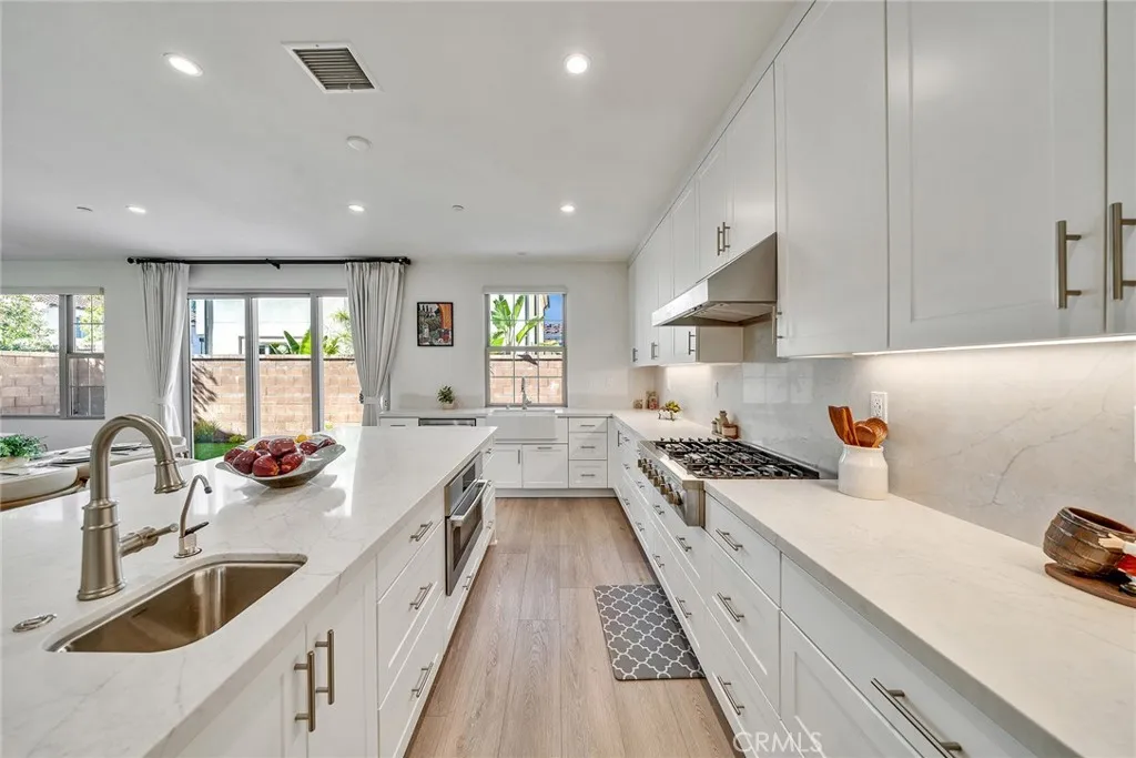 Additional image 11 of 113 Bouquet, Irvine, CA 92618
